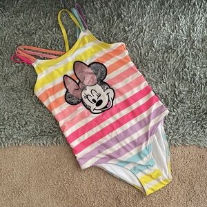 💕💜H&M Disney Minnie swimsuit 💕💜size 9-10